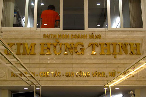 Thi công chữ nổi inox vàng 304